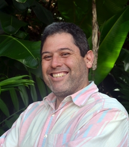 Dr. Juan Esteban Martínez Gómez Dr. Juan Esteban Martínez Gómez